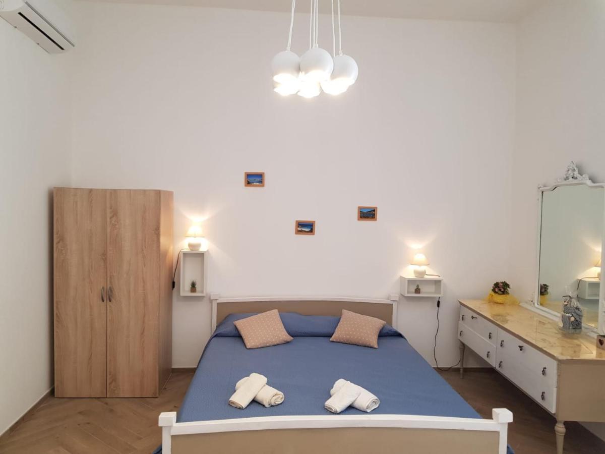 Bed and Breakfast Casa Di Giu Porto Torres Exteriér fotografie